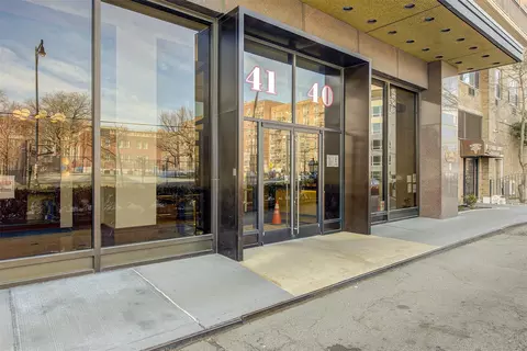 41-40 Union St #11R, Flushing, NY 11355