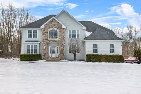1 Blossom Ct, Blooming Grove, NY 10914