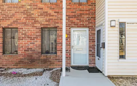 25 Denver #25, Coram, NY 11727
