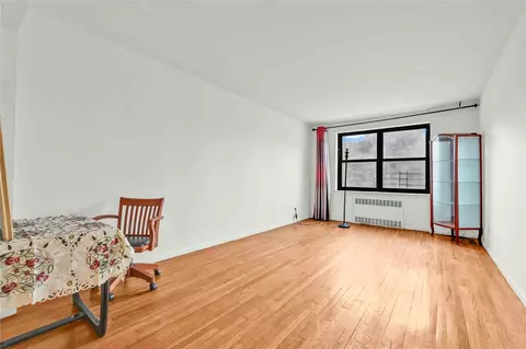 29-08 139th St #2C, New York, NY 11354