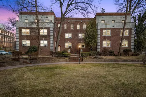 5 Sunnybrook Rd #2D, Yonkers, NY 10708