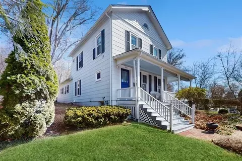 503 High St, Port Jefferson, NY 11777