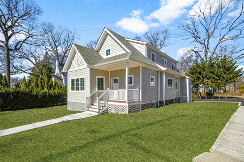 146 Mountain Ave, New Rochelle, NY 10804