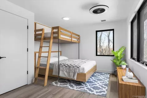 Bedroom - 290 Windward Rd, Orient, NY 11957 photo 2 of 3