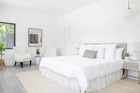Bedroom - 290 Windward Rd, Orient, NY 11957 photo 1 of 3