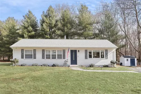 179 Greenbush Rd, Orangetown, NY 10983
