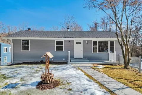 15 Ernst Rd, Cortlandt, NY 10567