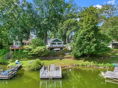 171 South Dr, Walden, NY 12586