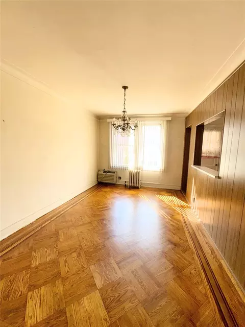64-32 78th St, New York, NY 11379