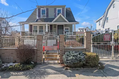 2809 Wickham Ave, New York, NY 10469