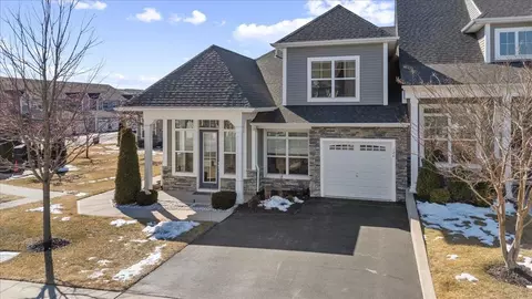 126 Grace Hall Ln, Yaphank, NY 11980