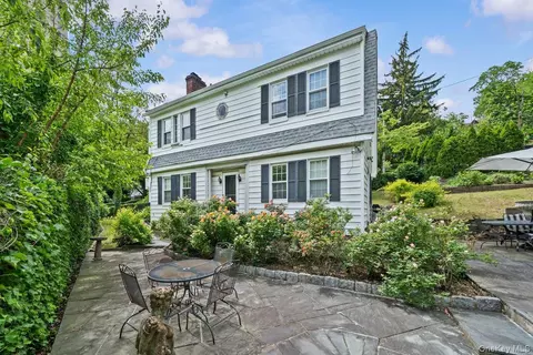 2711 Edgehill Ave, New York, NY 10463