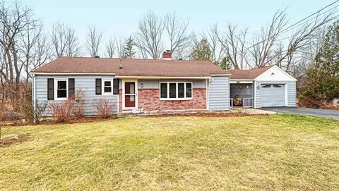 11 Union Corners Rd, Warwick, NY 10990
