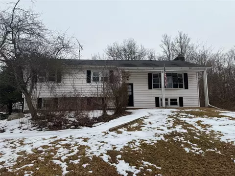 78 Munro St, Walden, NY 12586