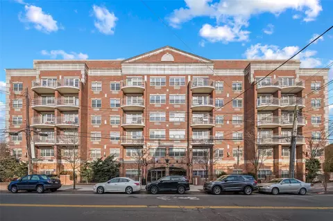 38-11 108th St #5G, New York, NY 11368