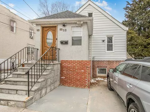 41 Altonwood Pl, Yonkers, NY 10710