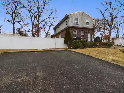 416 Nicolls Rd, Deer Park, NY 11729