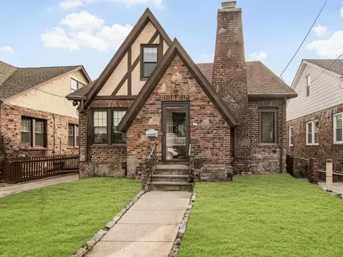 74 Aka 82 Joan Dr, Yonkers, NY 10704