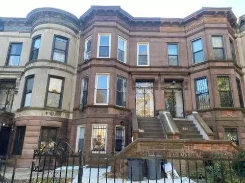 596 Eastern Pkwy, Brooklyn, NY 11225