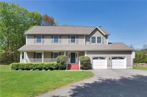 27 N Greenwich Rd, North Castle, NY 10504