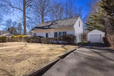 15 Rowan Rd, Orangetown, NY 10965