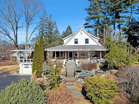 7 Old Lake Rd, Clarkstown, NY 10920