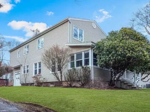 92 Willow Tree Rd, Ramapo, NY 10952