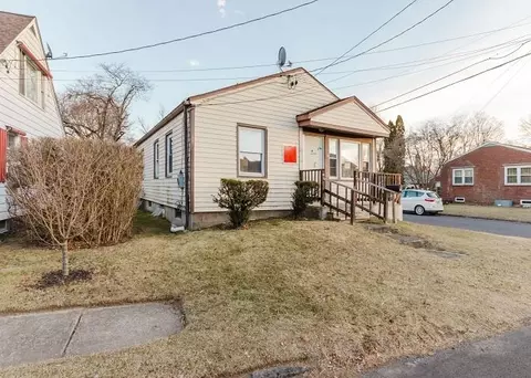 22 Madden St, Kingston, NY 12401