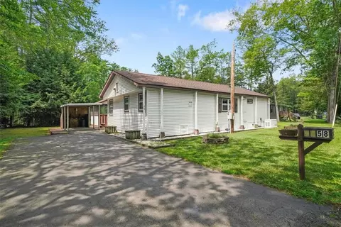 58 Grove St, Deerpark, NY 12729