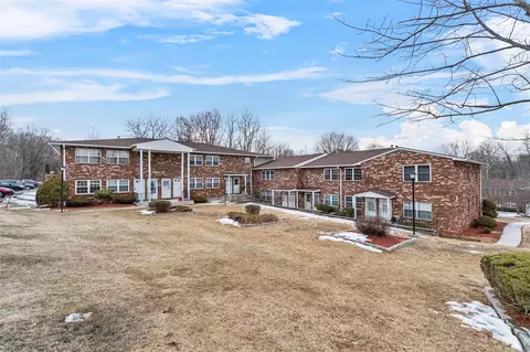 276 Temple Hill Rd #2712, New Windsor, NY 12553