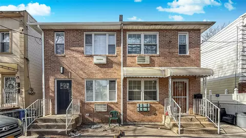 9 Holmes Ln, Brooklyn, NY 11236