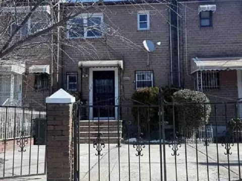555 Christopher Ave, Brooklyn, NY 11212