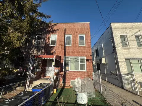 716 Calhoun Ave, New York, NY 10465