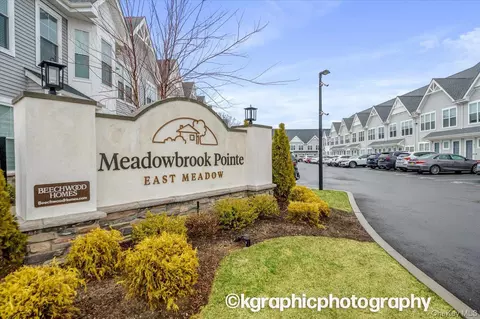 409 Emanuel Way #409, East Meadow, NY 11554