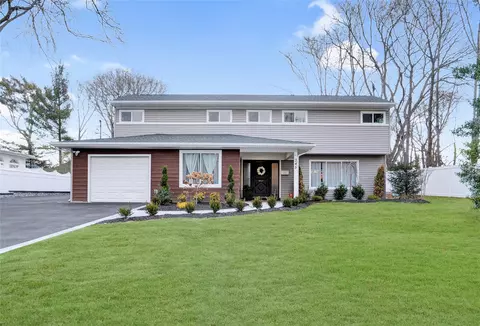 345 N Ocean Ave, Patchogue, NY 11772