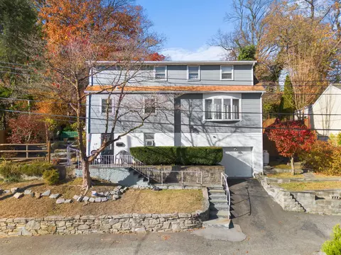 26 Linn Pl, Yonkers, NY 10705