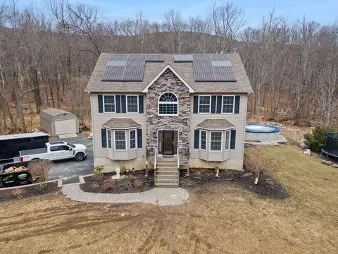 38 Dakota Ct, Mamakating, NY 12721