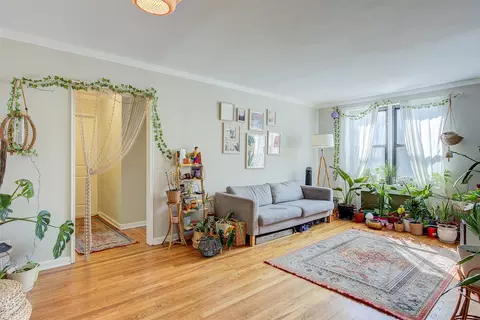 65-30 108th St #2B, New York, NY 11375