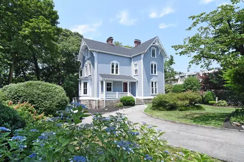 61 Sagamore Rd, Bronxville, NY 10708