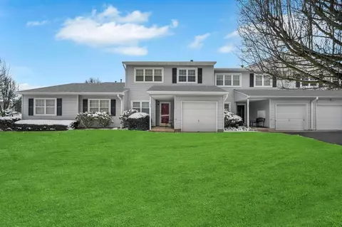 26 Indian Trce #26, Kings Park, NY 11754