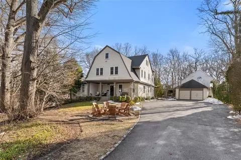 2 Popham Ln, Scarsdale, NY 10583