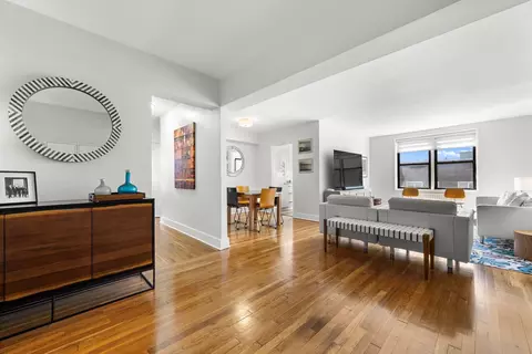 525 W 235th St #7D, New York, NY 10463
