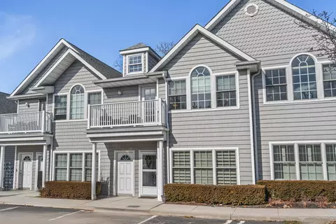 116 Stewart Ave #C, Bethpage, NY 11714