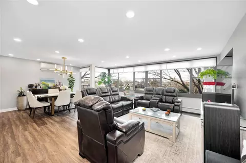 10-34 166th St #7A, New York, NY 11357