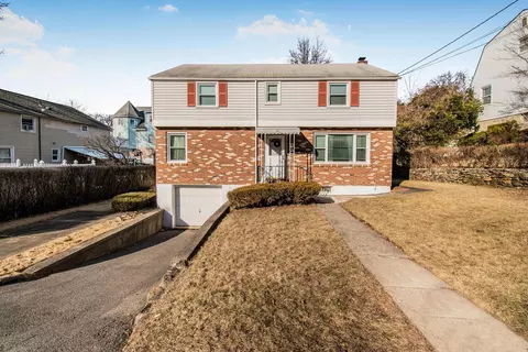 9 Abbott St, Yonkers, NY 10703