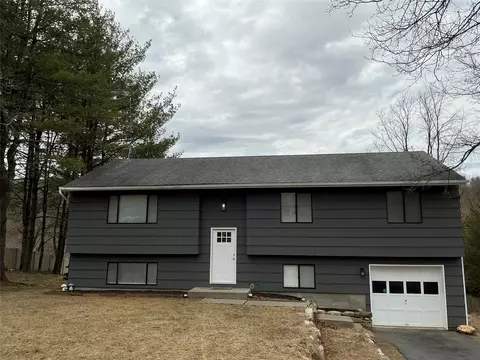 1476 Pinebrook Court Ct, Yorktown, NY 10598