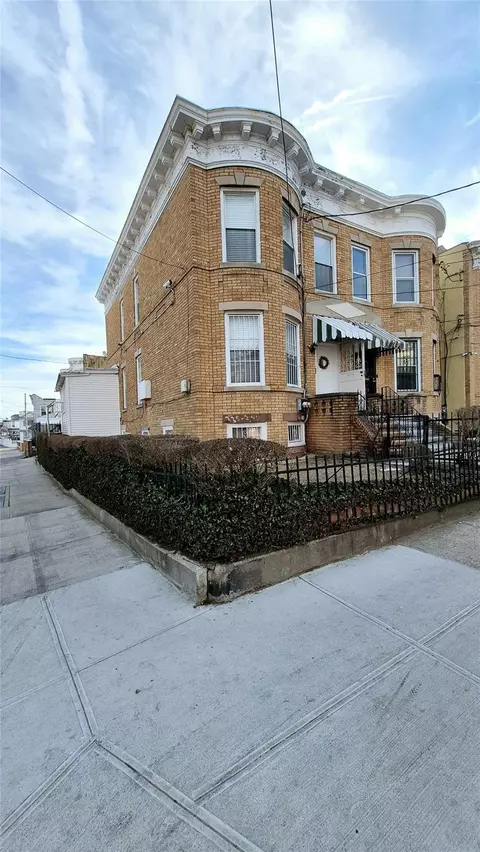 371 Eldert Ln, Brooklyn, NY 11208