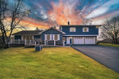 335 Shawangunk Rd, Wallkill, NY 10940