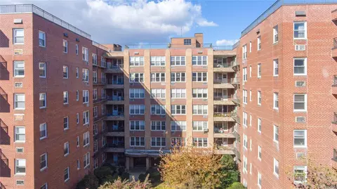 94-11 59 Ave #E1, Elmhurst, NY 11373