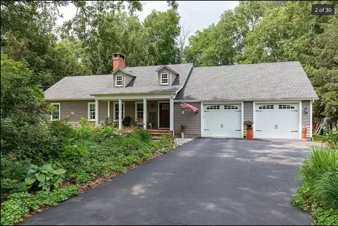 57 Whiteford Dr, Pleasant Valley, NY 12569